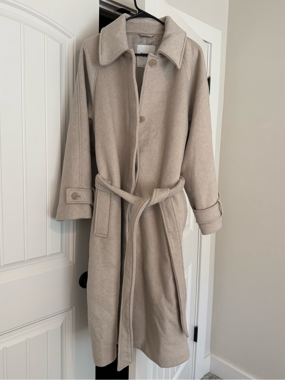 Abercrombie & Fitch Wool-Blend Funnel Neck Coat - Large